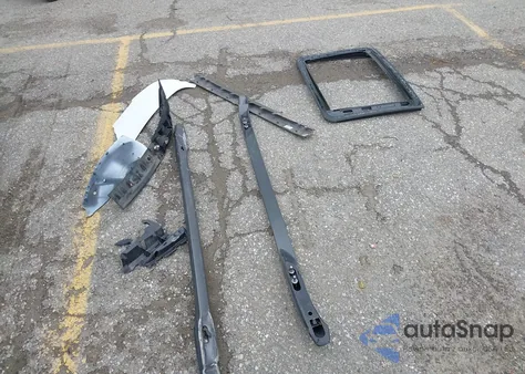 2015 Jeep Cherokee Trailhawk из США, поврежденный, VIN 1C4PJMBS2FW613342